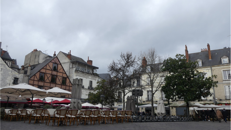 Place Plume Tours 12 22 Météo