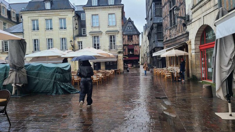 Meteo Tours Plume Pluie 01 24