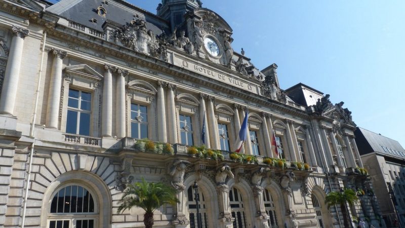 TOURS HOTEL DE VILLE