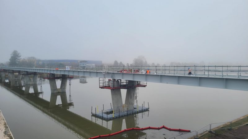 45061637 D121 4931 A54a F4cb59211670